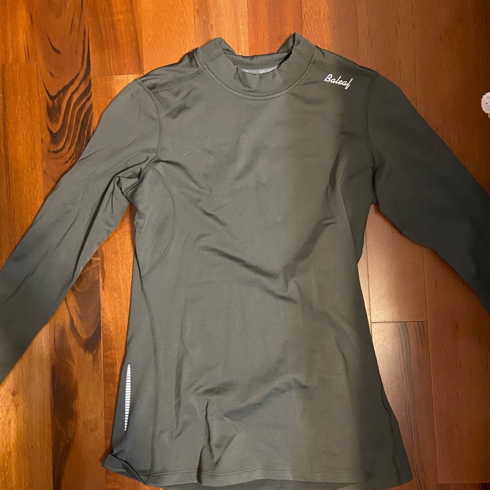 Long Sleeve Baleaf shirt